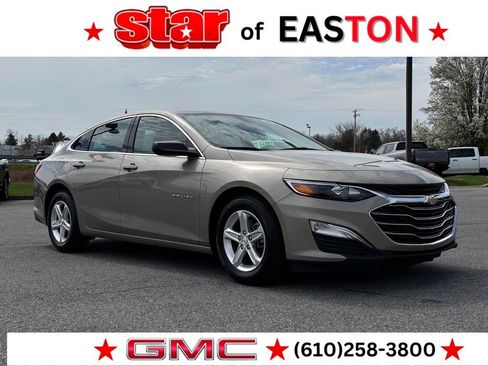 Used 2022 Chevrolet Malibu LS FWD image 1