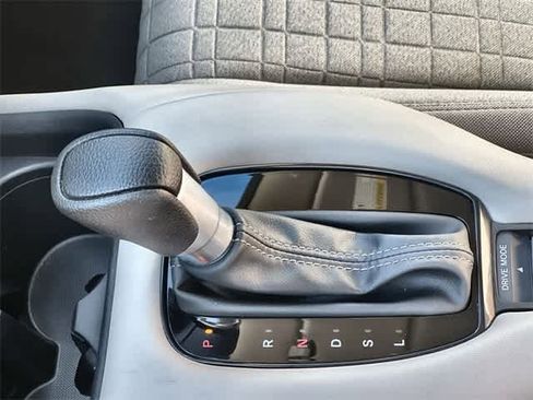 Certified 2025 Honda HR-V LX image 16