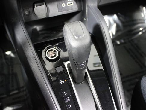 Used 2024 Nissan Versa SV w/ Trunk Package image 18