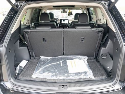New 2026 Volkswagen Atlas SEL Premium R-Line image 35