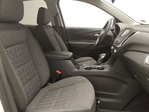 Used 2024 Chevrolet Equinox LT image 21