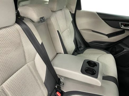 Used 2023 Subaru Forester Premium AWD/4WD image 32