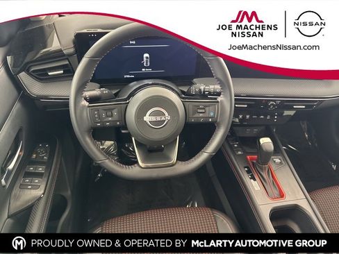 Certified 2025 Nissan Kicks SR image 24