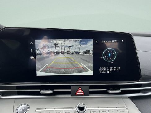 New 2026 Hyundai Elantra Limited FWD image 13