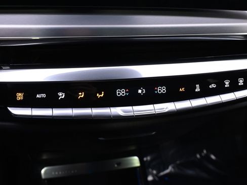 Certified 2024 Cadillac Lyriq Luxury w/ LPO, Floor Liner Package image 30