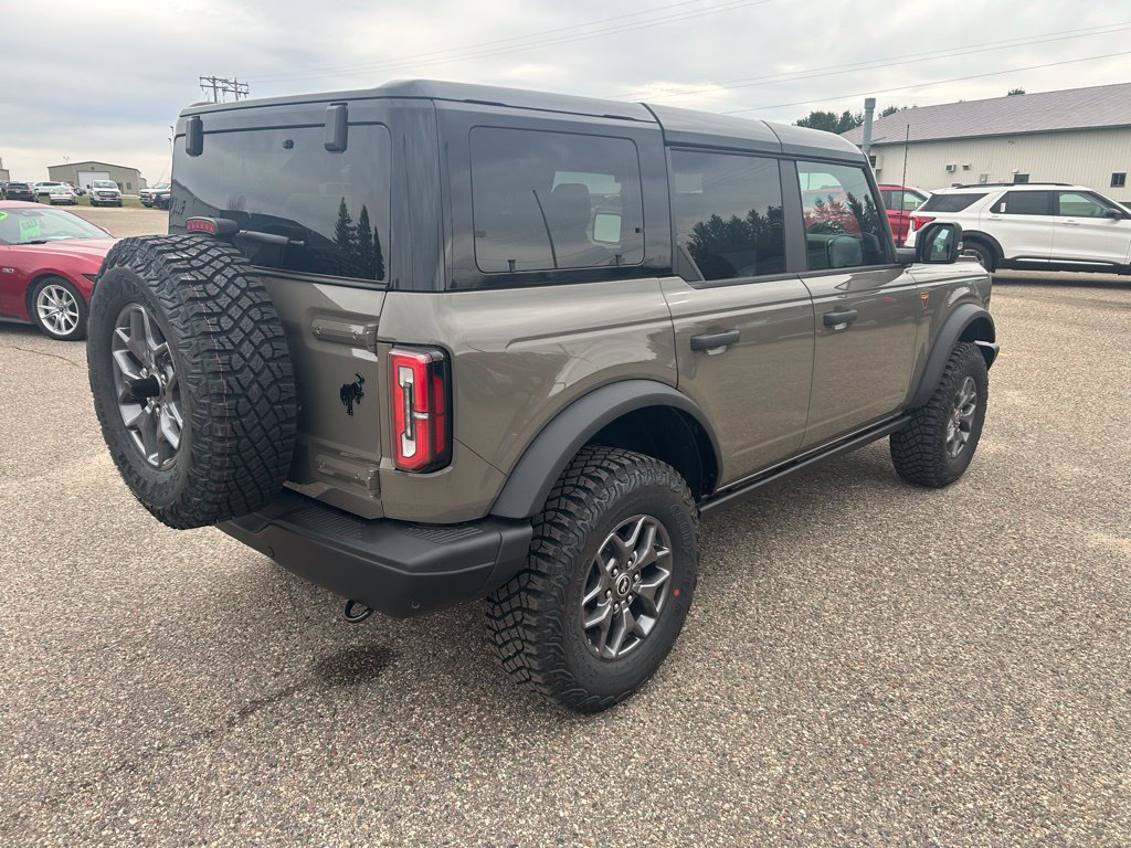 Used 2025 Ford Bronco Badlands AWD/4WD image 7