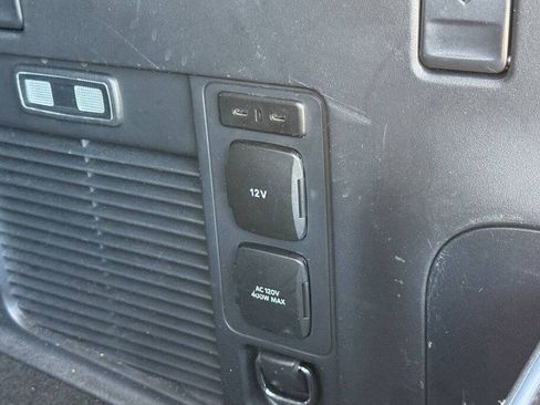 Used 2025 Ford Expedition Active AWD/4WD image 22