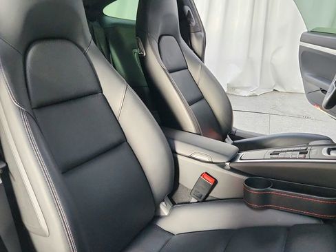 Used 2014 Porsche 911 Carrera S image 23