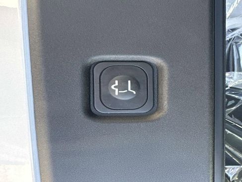 New 2025 Lincoln Navigator L Reserve w/ Jet Appearance Package image 22