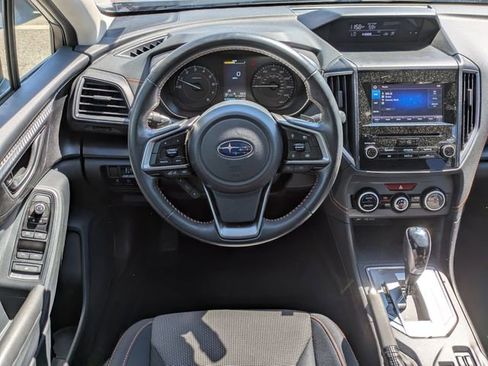 Used 2022 Subaru Crosstrek 2.0i Premium w/ Moonroof Package image 11