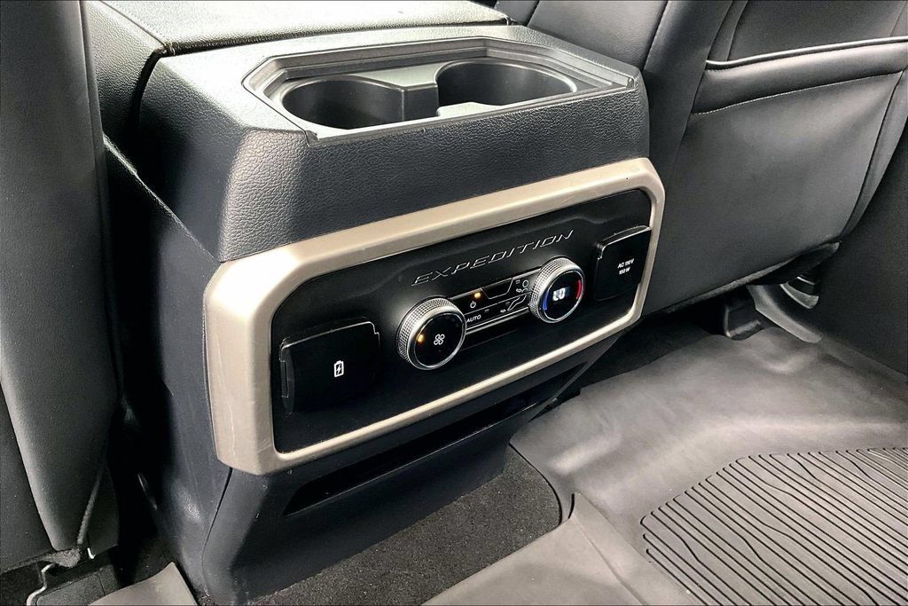 Certified 2024 Ford Expedition XLT AWD/4WD image 34