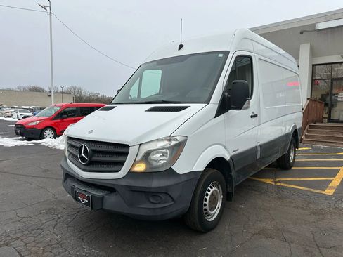 Used 2015 Mercedes-Benz Sprinter 3500 image 3