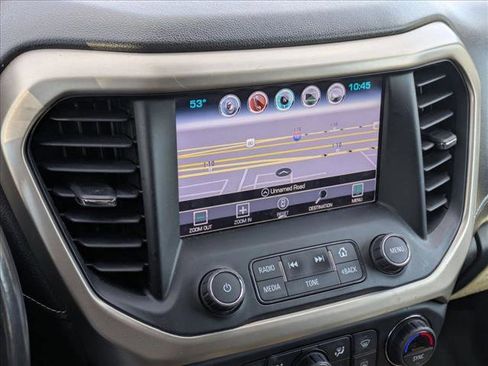 Used 2019 GMC Acadia Denali image 11