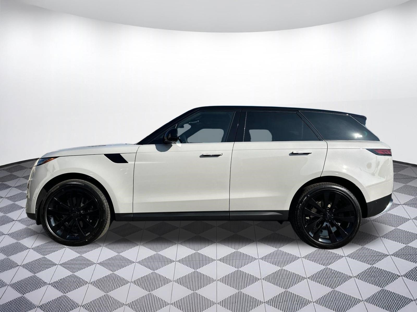 New 2026 Land Rover Range Rover Sport SE AWD/4WD image 2