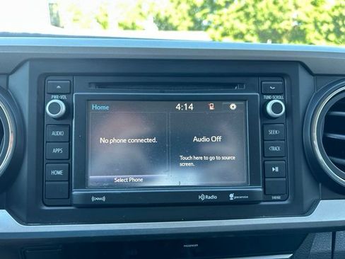 Used 2017 Toyota Tacoma SR5 w/ Tow Package AWD/4WD image 29
