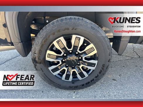 Used 2025 GMC Sierra 3500 Denali Ultimate AWD/4WD image 14