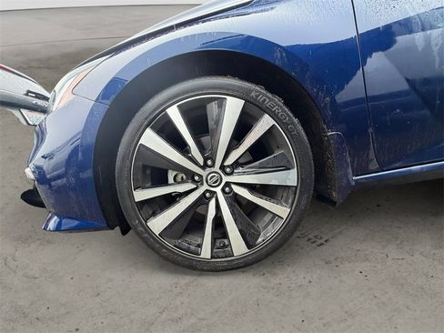 Used 2021 Nissan Altima 2.5 SR image 25