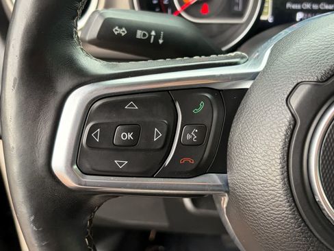 Used 2020 Jeep Gladiator Rubicon w/ Dual Top Group AWD/4WD image 14