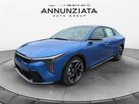 New 2025 Kia K4 GT-Line w/ GT-Line Sunroof Package image 1