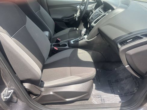 Used 2012 Ford Focus SE FWD image 34