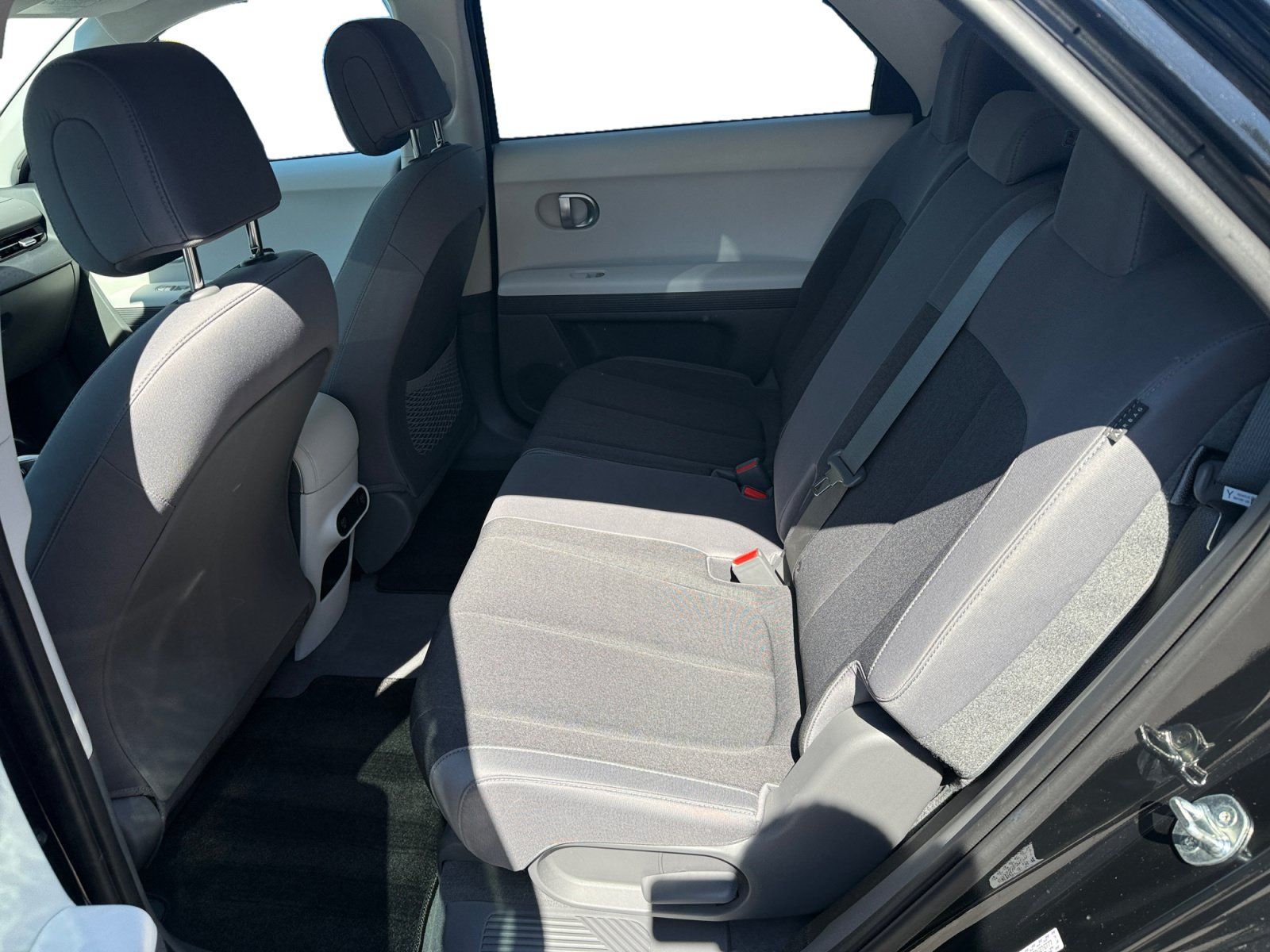 Used 2024 Hyundai Ioniq 5 SEL RWD image 16