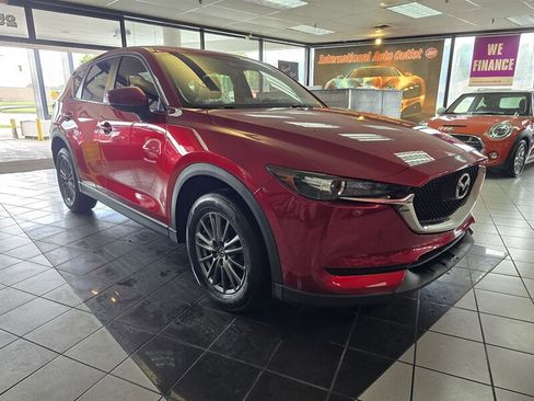 Used 2017 MAZDA CX-5 Touring AWD/4WD image 3