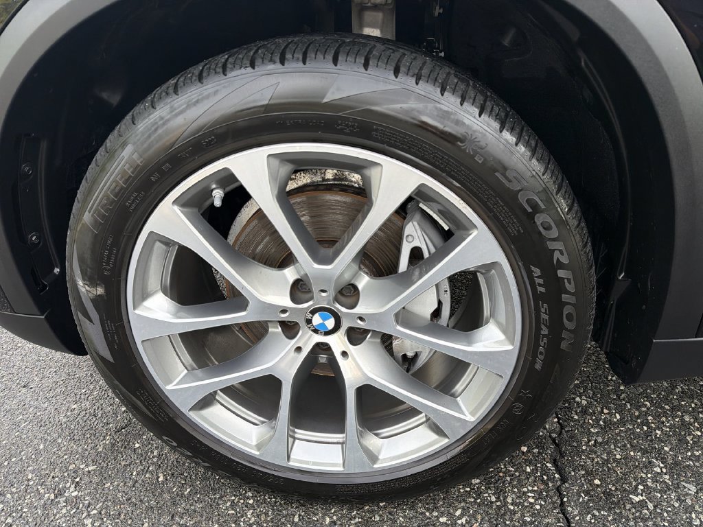Used 2024 BMW X5 xDrive40i AWD/4WD image 16