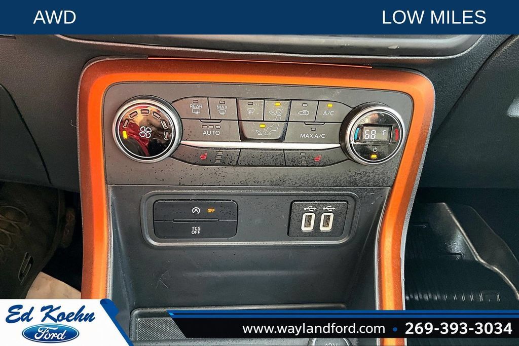 Used 2021 Ford EcoSport SE w/ SE Convenience Package AWD/4WD image 30
