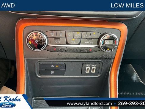 Used 2021 Ford EcoSport SE w/ SE Convenience Package AWD/4WD image 30