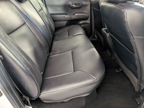 Used 2023 Toyota Tacoma TRD Sport w/ TRD Premium Sport Package AWD/4WD image 30