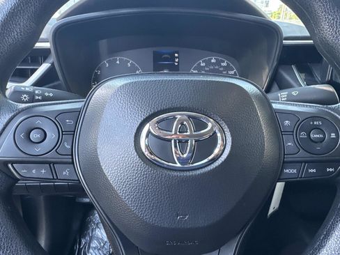 Used 2024 Toyota Corolla LE FWD image 17