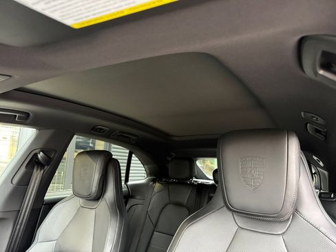 New 2025 Porsche Macan 4S Electric image 19