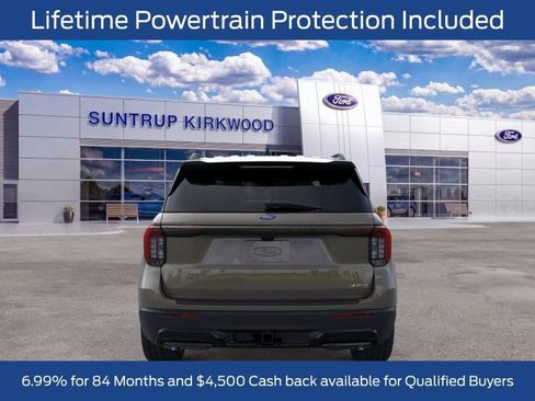 New 2026 Ford Explorer ST-Line w/ ST-Line Street Pack AWD/4WD image 6