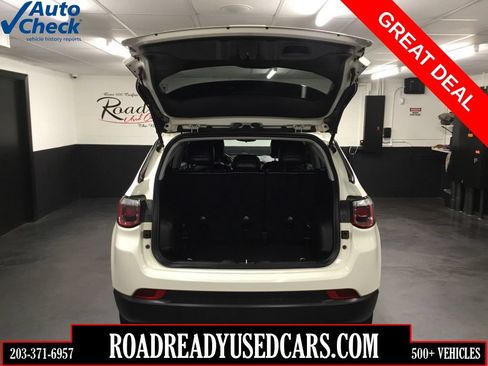 Used 2018 Jeep Compass Latitude AWD/4WD image 12