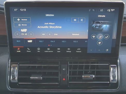 Used 2023 Lincoln Navigator Reserve image 18