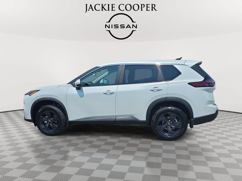 New 2026 Nissan Rogue SV w/ Cold Weather Package AWD/4WD image 8