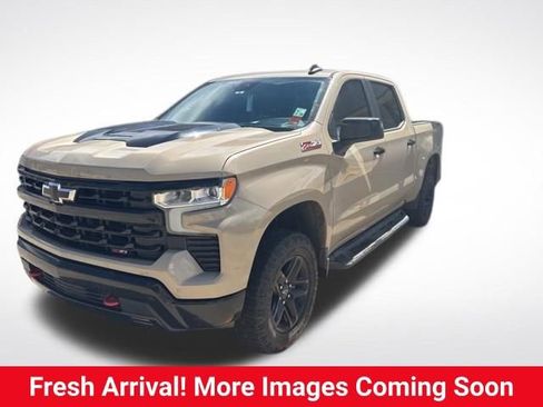 Used 2022 Chevrolet Silverado 1500 LT Trail Boss w/ Convenience Package II image 1