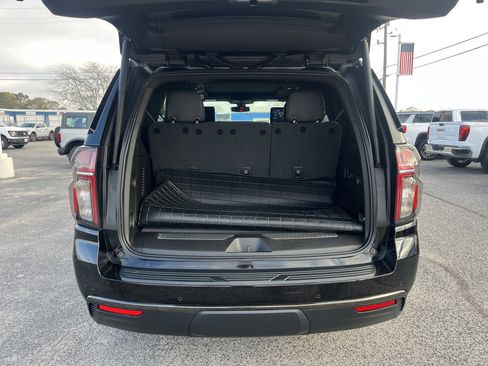 Used 2021 Chevrolet Tahoe Z71 w/ Z71 Off-Road Package image 5