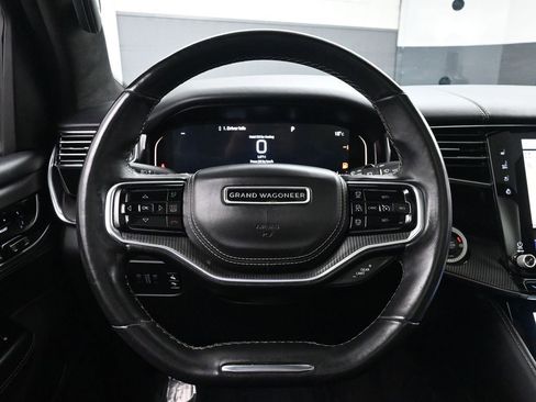 Used 2022 Jeep Grand Wagoneer Series II AWD/4WD image 29
