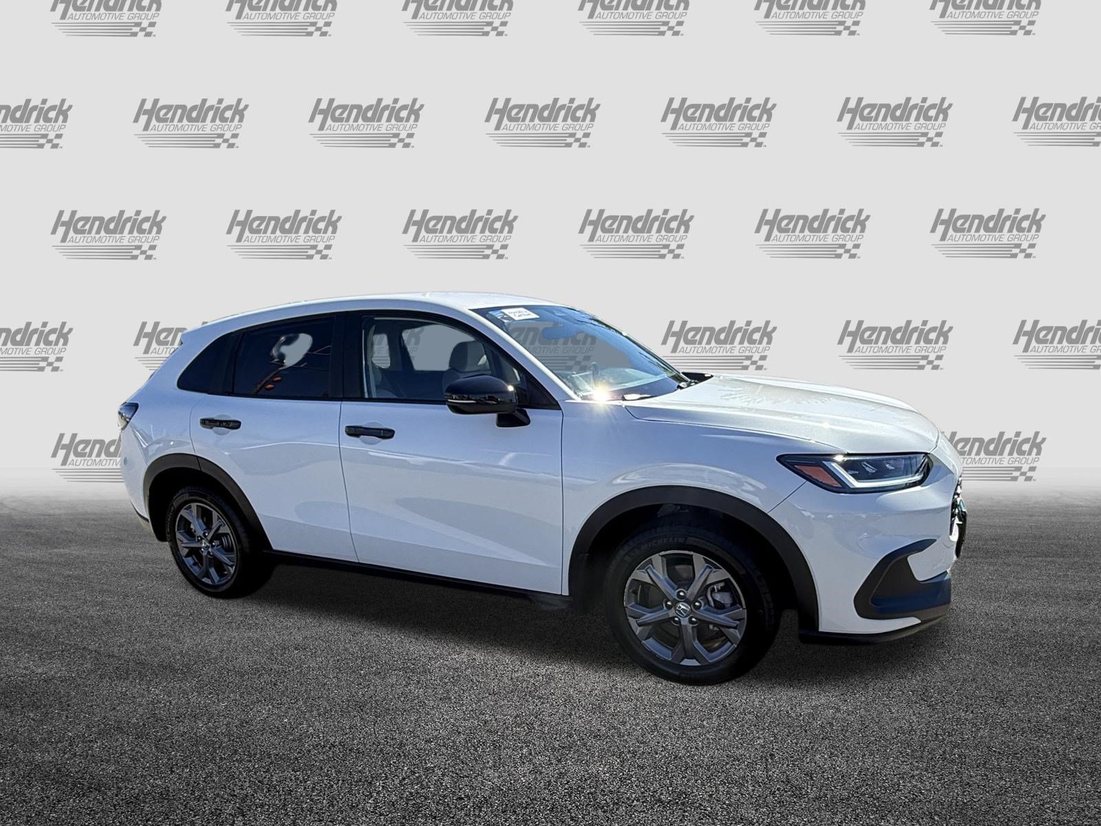 Used 2026 Honda HR-V LX image 2