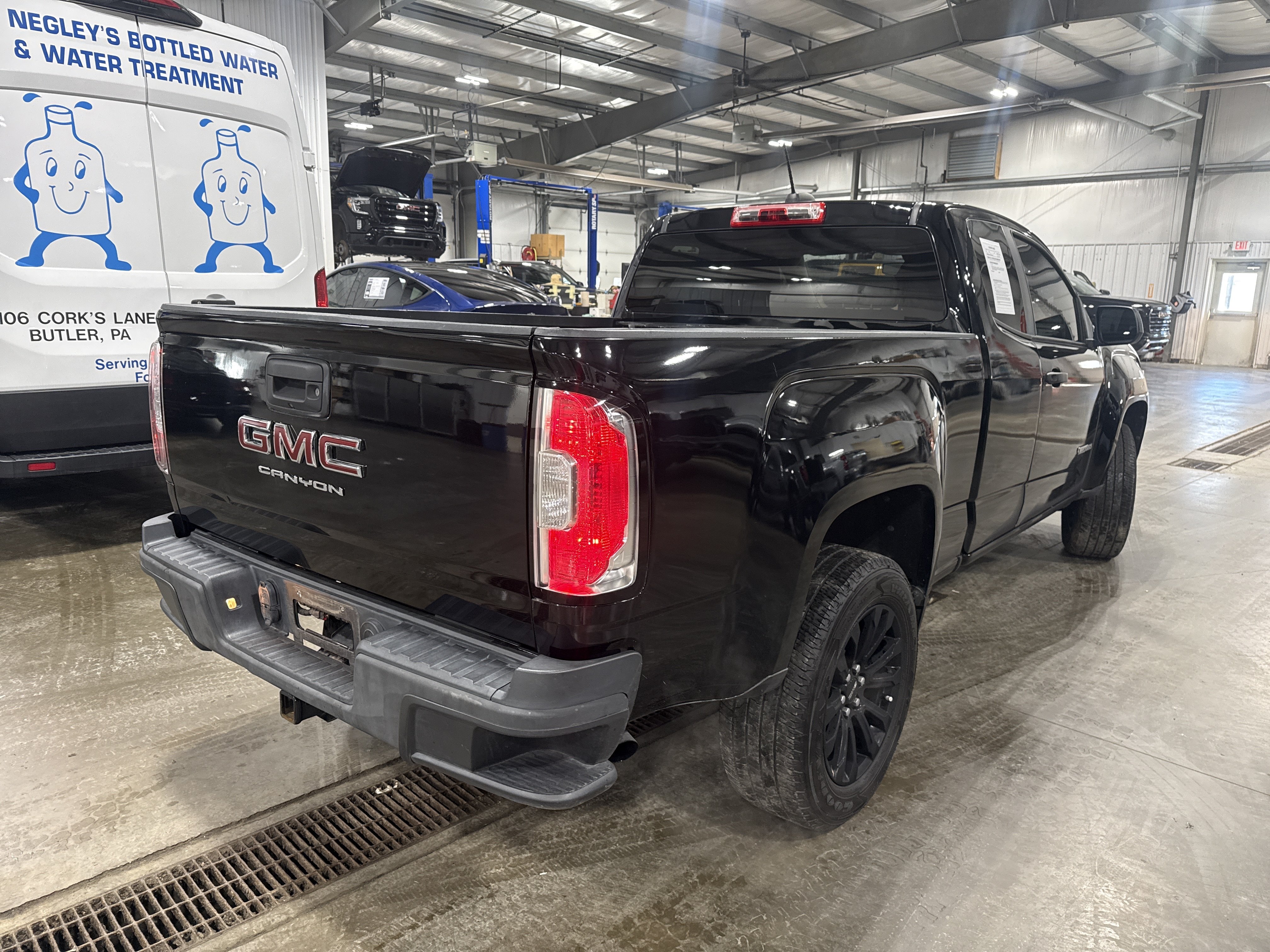 Used 2022 GMC Canyon Elevation Standard w/ Trailering Package RWD image 3