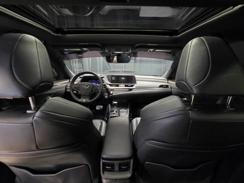 Used 2021 Lexus ES 350 F Sport w/ Accessory Package 2 FWD image 2