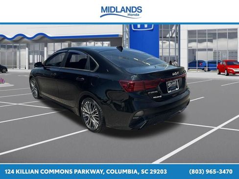 Used 2022 Kia Forte GT-Line w/ GT-Line Technology Package FWD image 9