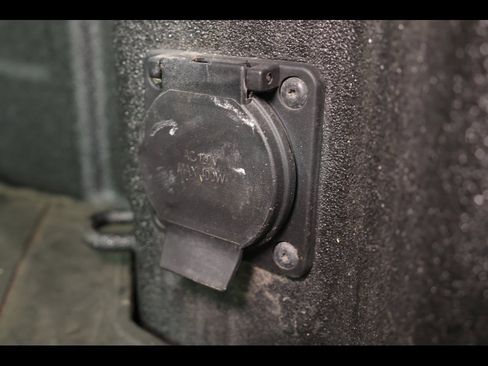 Used 2021 Chevrolet Silverado 1500 LTZ w/ LTZ Premium Package image 22