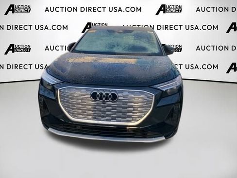 Used 2022 Audi Q4 e-tron Prestige image 5