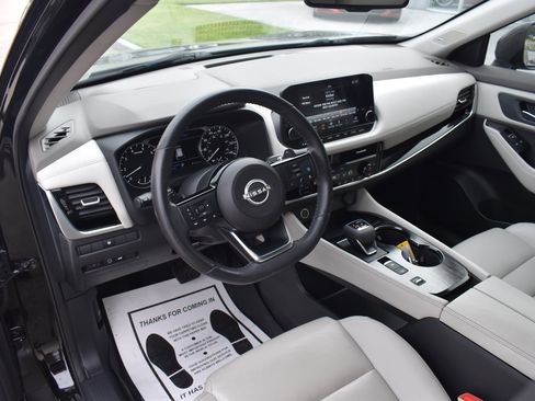 Used 2023 Nissan Rogue SL w/ SL Premium Package FWD image 30