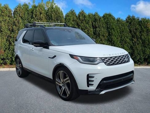 Used 2023 Land Rover Discovery Metropolitan Edition AWD/4WD image 3