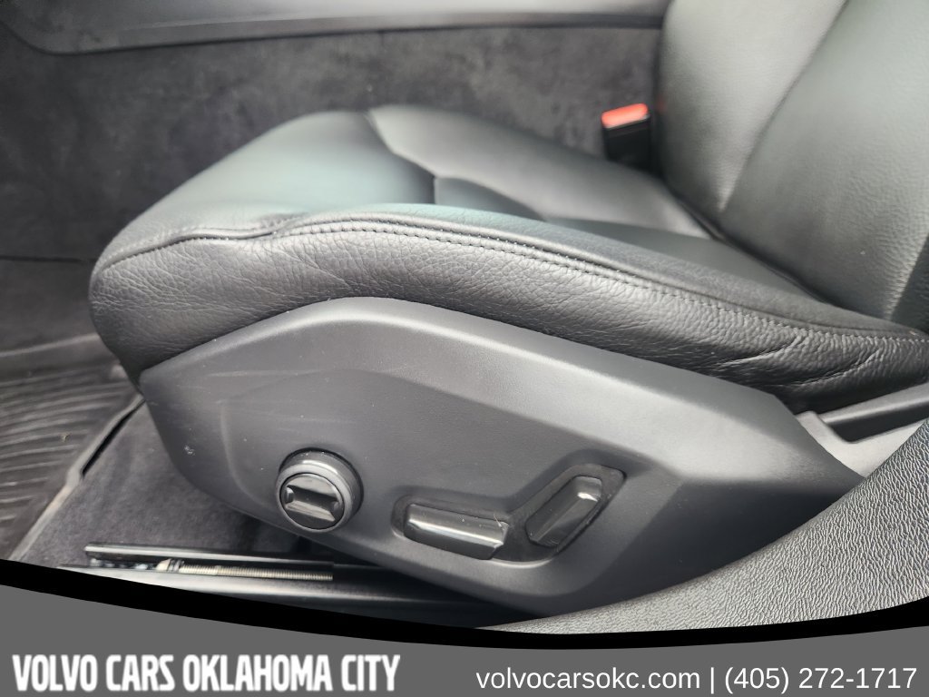 Certified 2024 Volvo S60 B5 Plus AWD/4WD image 18