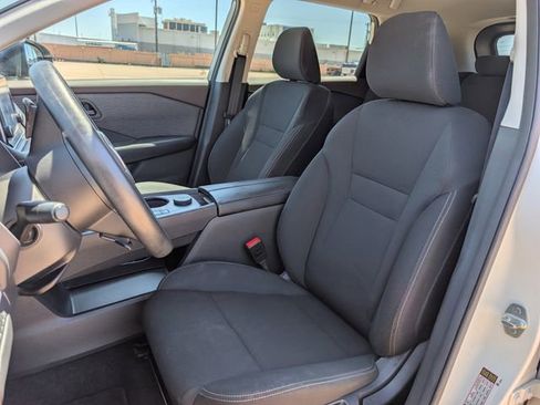 Used 2023 Nissan Rogue S AWD/4WD image 22