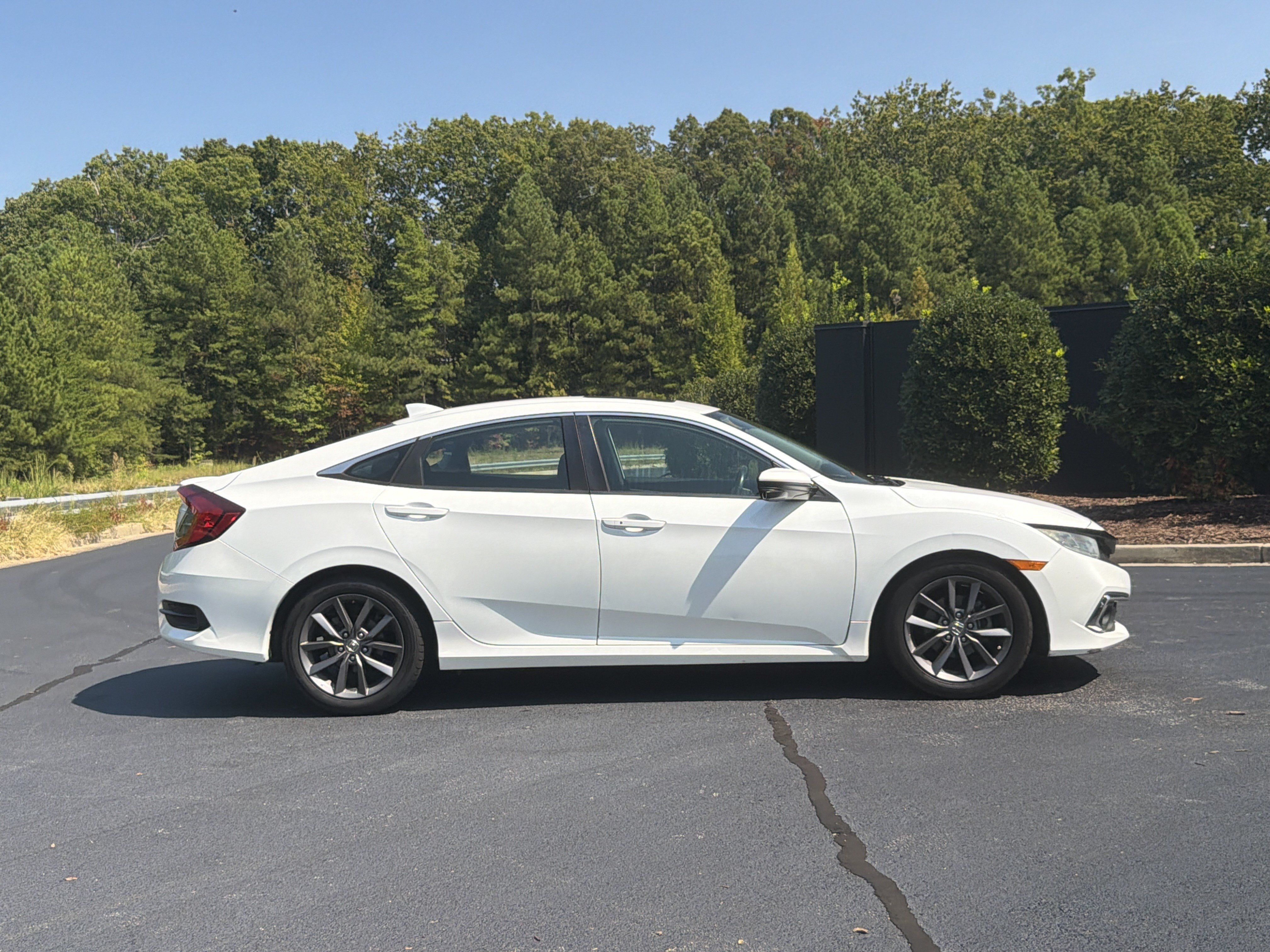 Used 2019 Honda Civic EX image 5